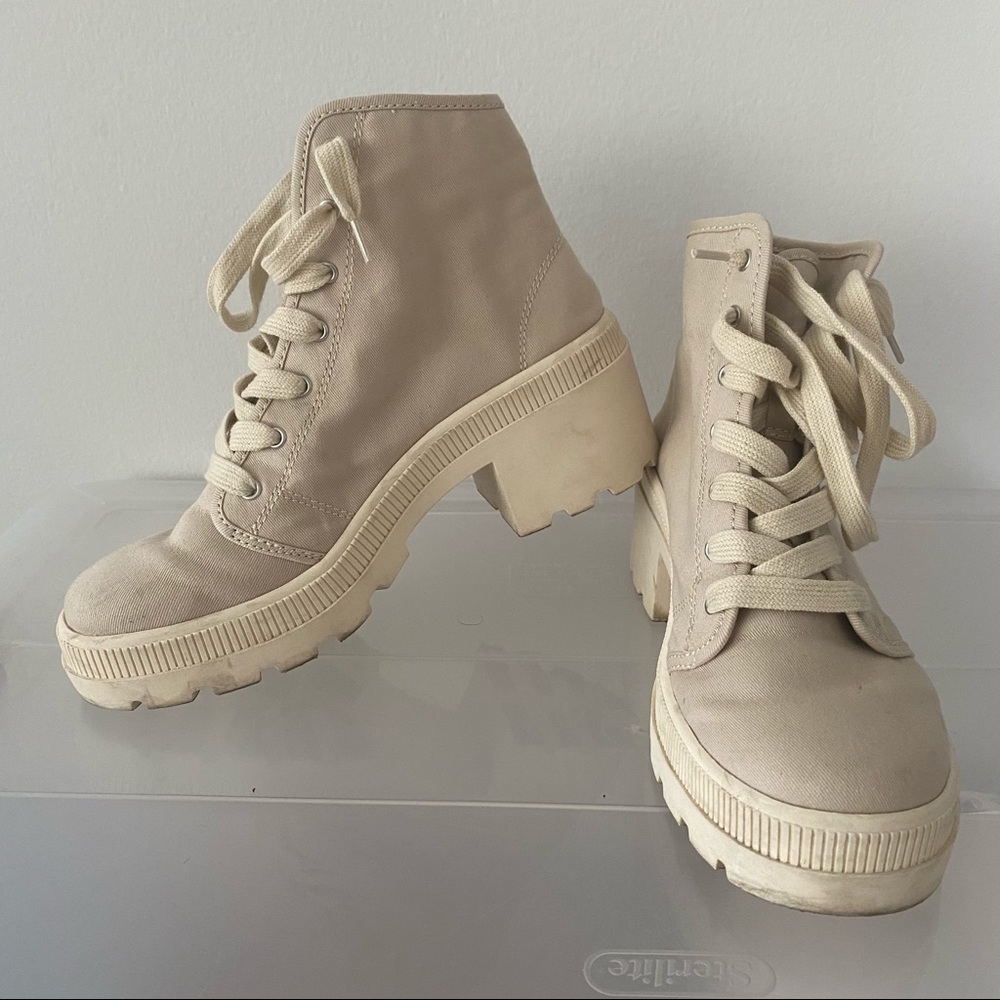 H&M Combat Moto Platform Lace Up Boots Ivory